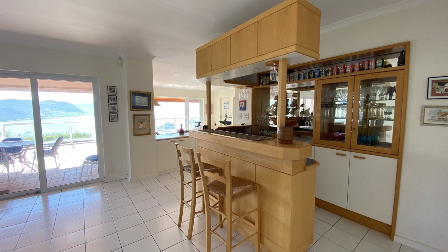 5 Bedroom Property for Sale in Simons Kloof Western Cape